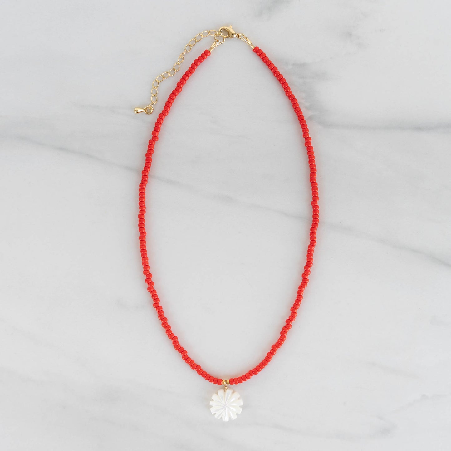 Daisy Necklace | Beaded Necklace with Daisy Pendant