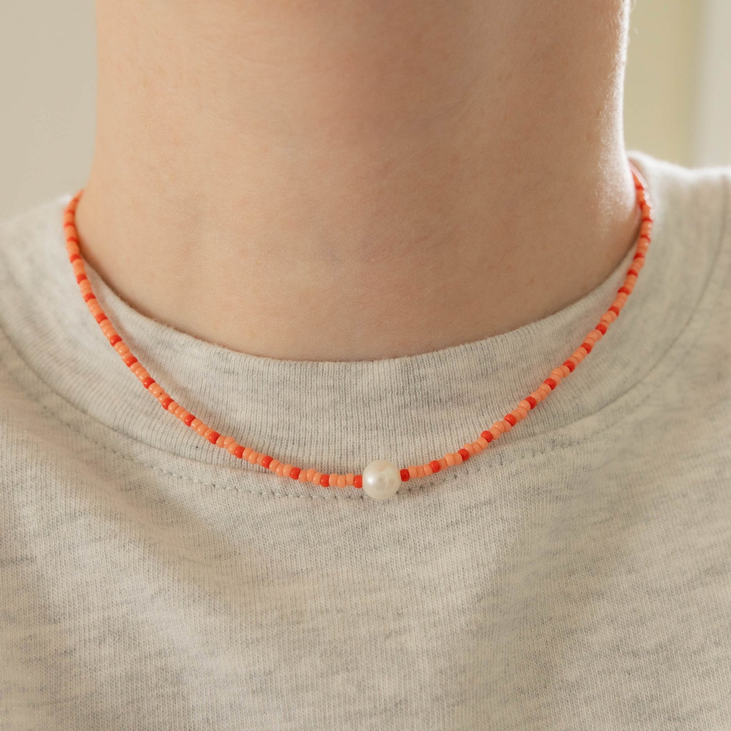 Stella Mini Necklace | Pink & Red Seed Bead Pearl Necklace