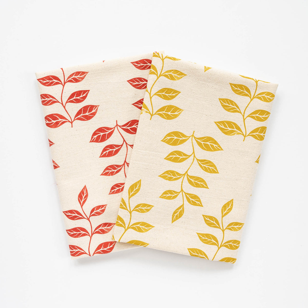 https://shopwoodnote.com/cdn/shop/products/tea-towel-leafybranch-red-gold_1200x1200.jpg?v=1664221894